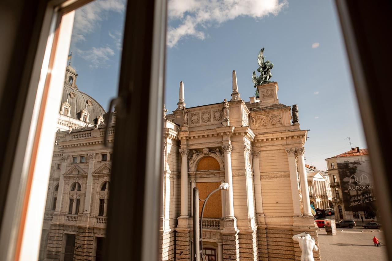 Apartopera Lviv Exteriör bild
